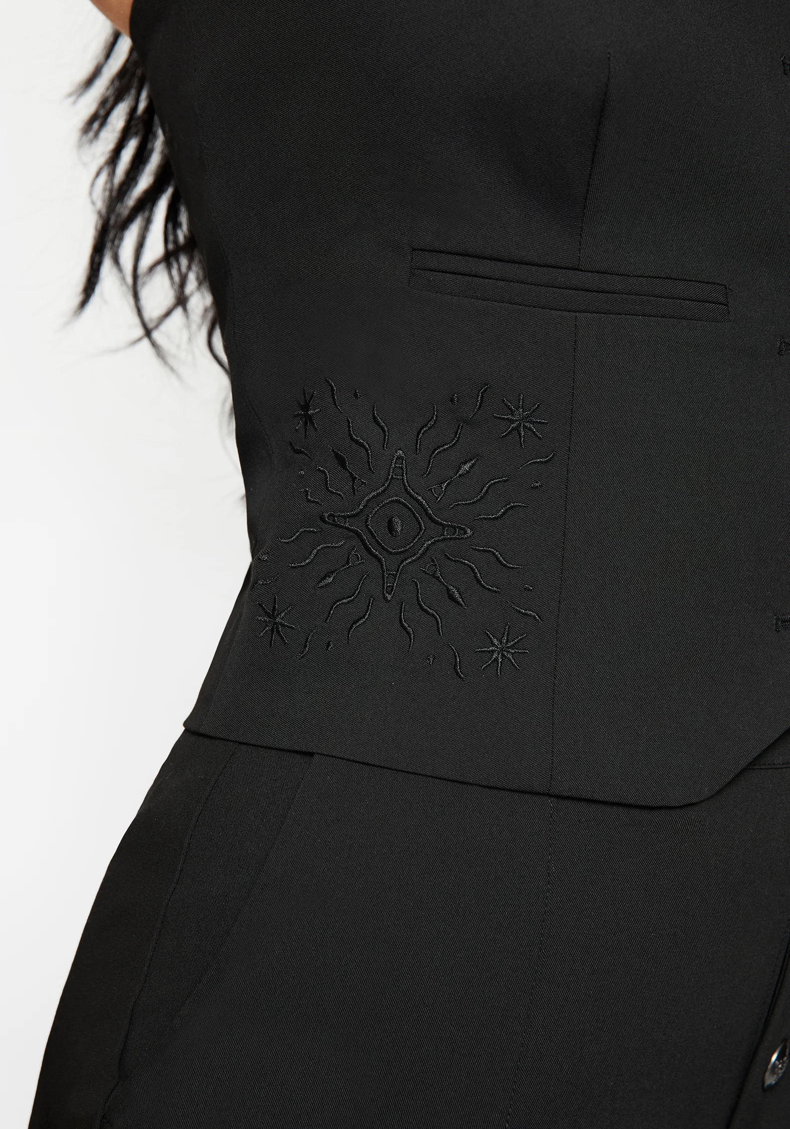 Moonbow Embroidered Strapless Tailored Waistcoat - Image 5